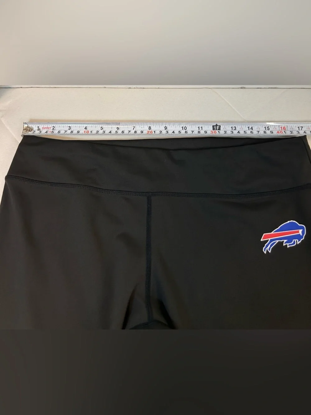 NFL Team Apparel Buffalo Bills Black Leggings with Blue & Red Logo Women’s 2XL - Picture 5 of 7